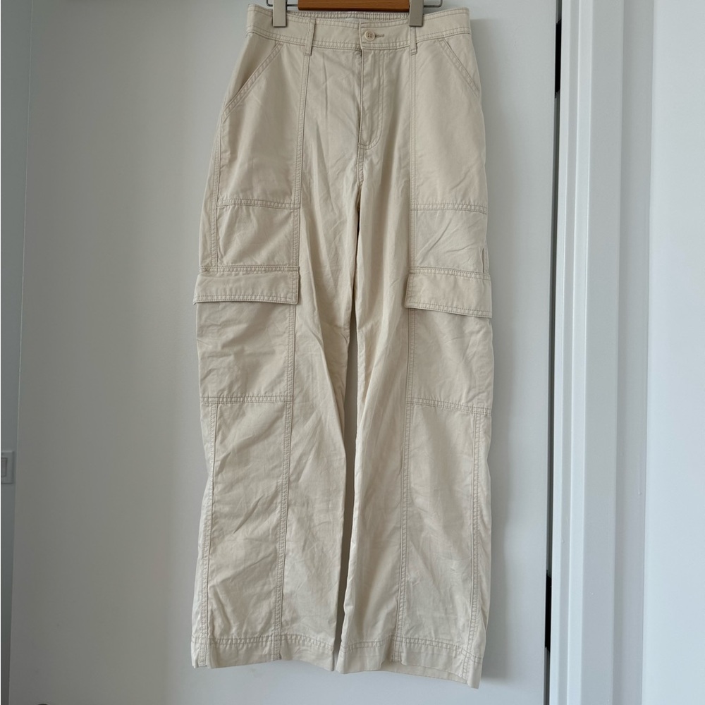 Abercrombie & Fitch Cream Cargo Pants Relaxed Fit (8 Short)